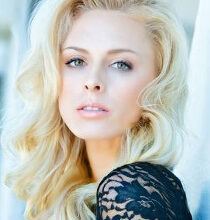 Amelia Gotham - Voice Actor