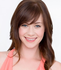Amanda Leighton - Voice Actor