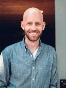 Bret Iwan - Voice Actor