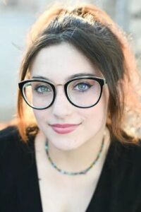Izzi Raine - Voice Actor