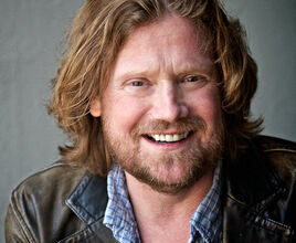 Michael Lindsay - Voice Actor
