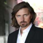 Robin Atkin Downes voice actor profile