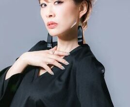 Romi Park - Voice Actor