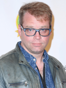 Kiff VandenHeuvel - Voice Actor