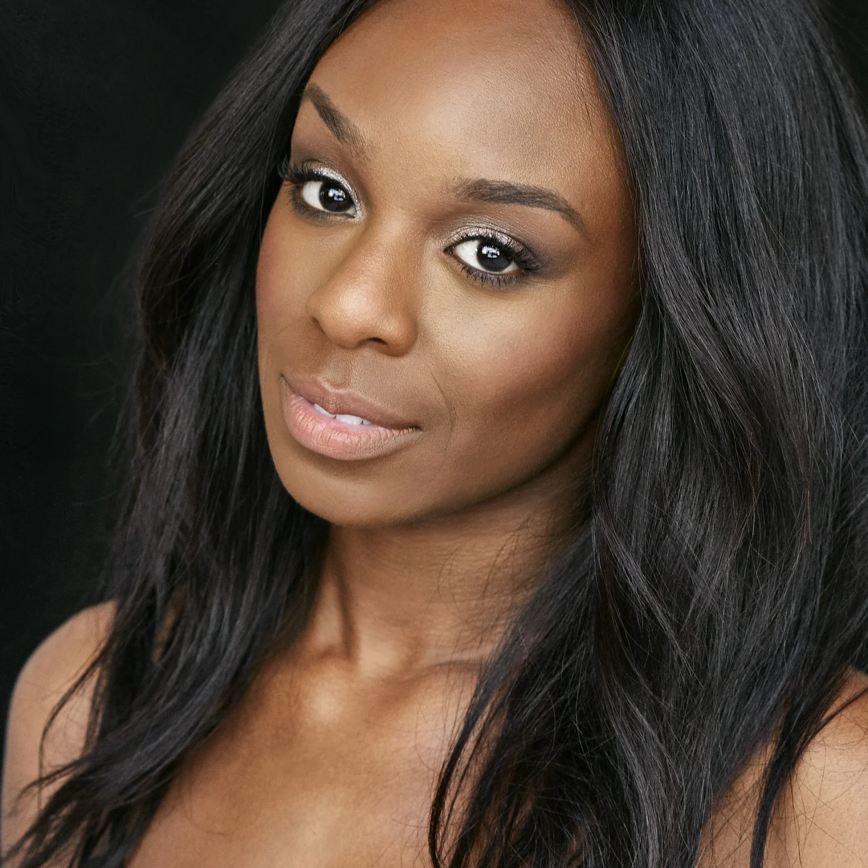Ozioma Akagha voice actor profile