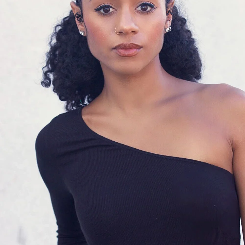 Chelsea Tavares voice actor profile