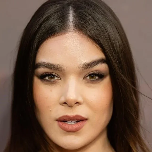 Hailee Steinfeld