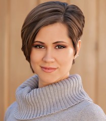 Nicole Elise - Voice Actor