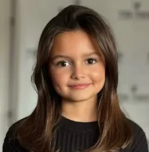 Scarlett Spears - Voice Actor