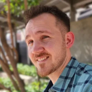 Daniel Caouette profile